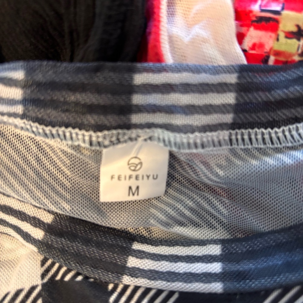 Must bundle Shirt size medium - Picture 5 of 5